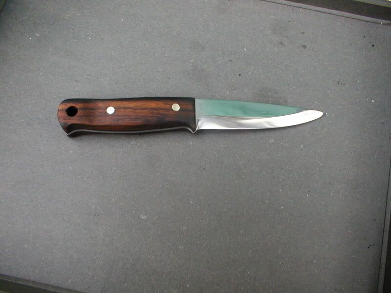 myknife001.jpg