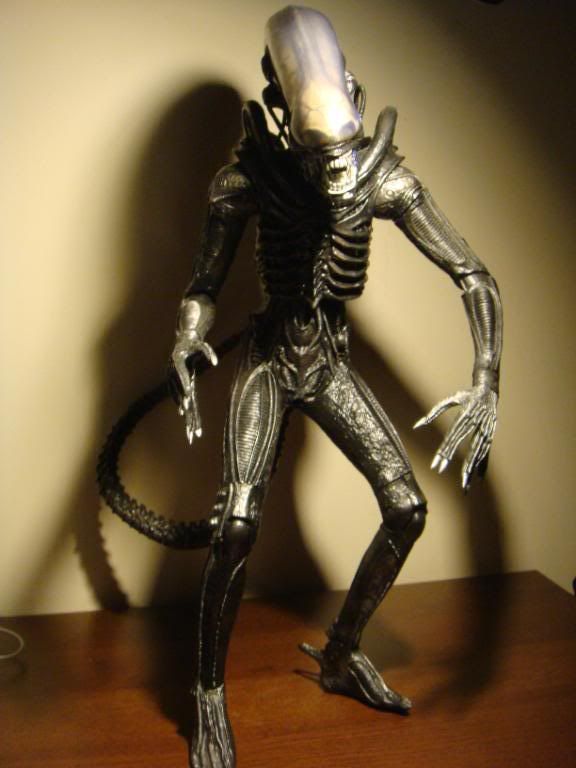 18 inch alien figure