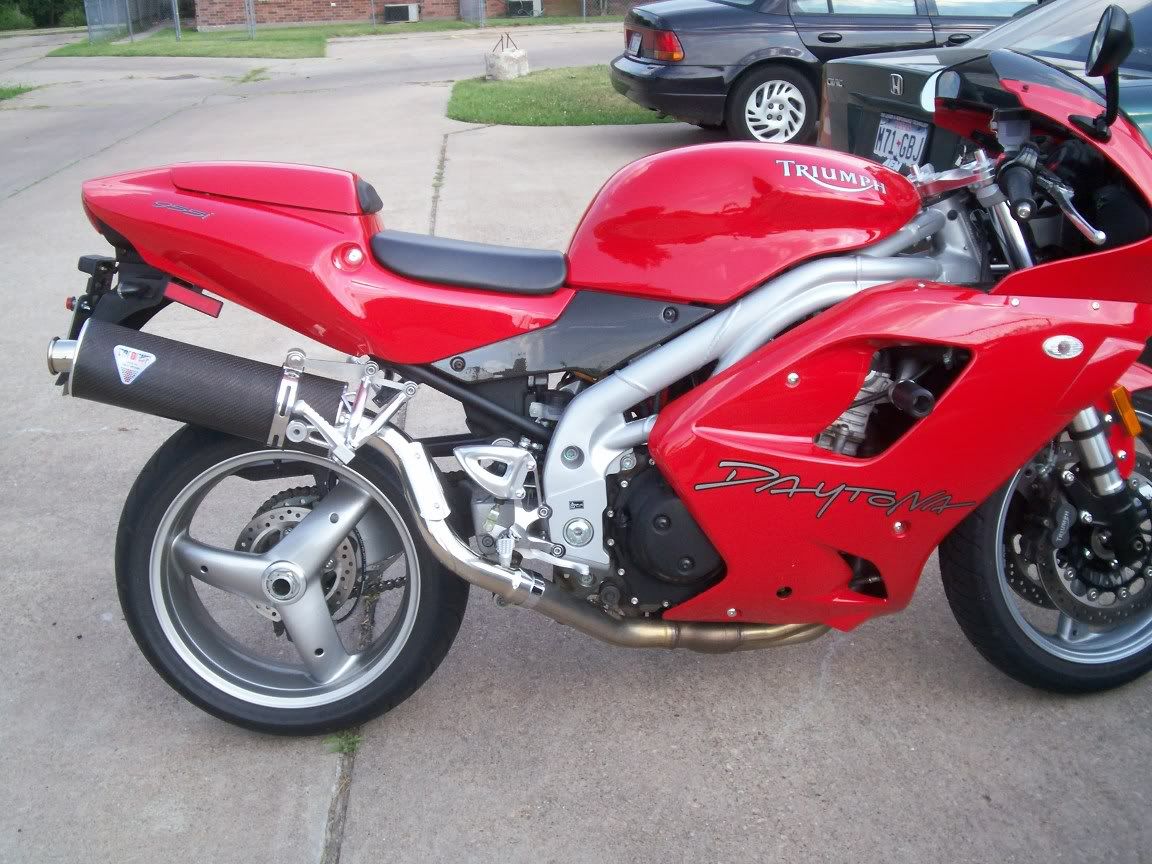 triumph daytona 955i underseat exhaust