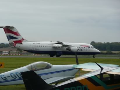 BAE125 landing with G-GDRV in the foreground