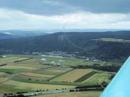 Koblenz airfield - downwind right for 24