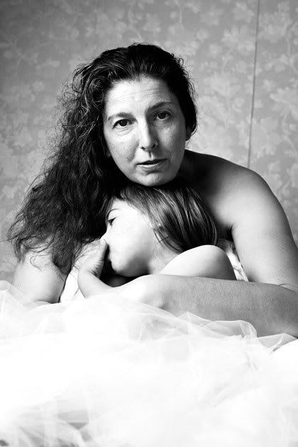 IMAGE: http://i73.photobucket.com/albums/i221/Lovingeyesweddings/Olivia/IMG_8244bw-1.jpg