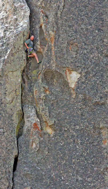 IMAGE: http://i73.photobucket.com/albums/i226/Sidnye/climber1.jpg