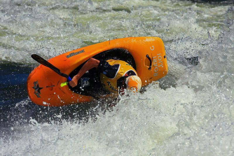 IMAGE: http://i73.photobucket.com/albums/i226/Sidnye/k1.jpg