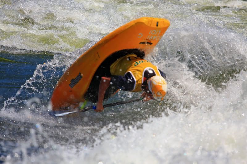 IMAGE: http://i73.photobucket.com/albums/i226/Sidnye/kkk9.jpg