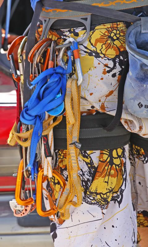 IMAGE: http://i73.photobucket.com/albums/i226/Sidnye/tools.jpg