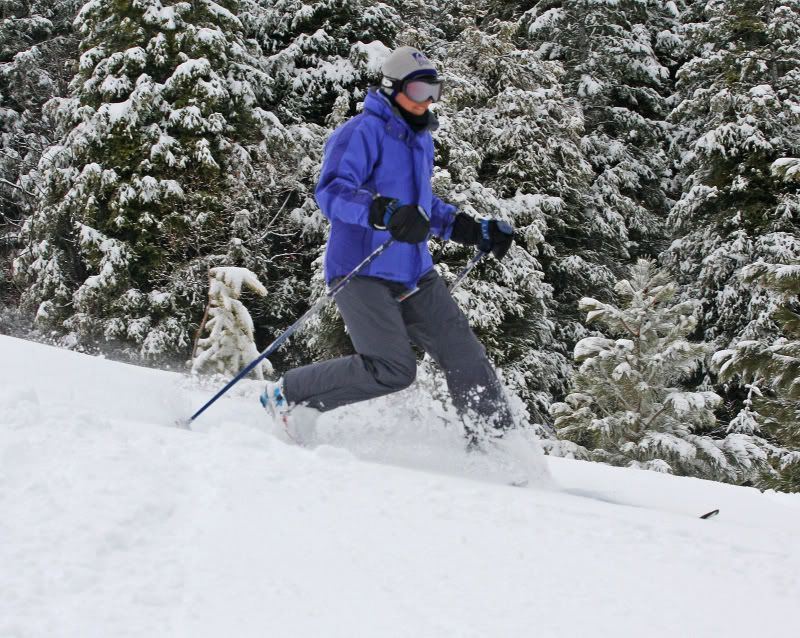 IMAGE: http://i73.photobucket.com/albums/i226/Sidnye/vic2-2.jpg