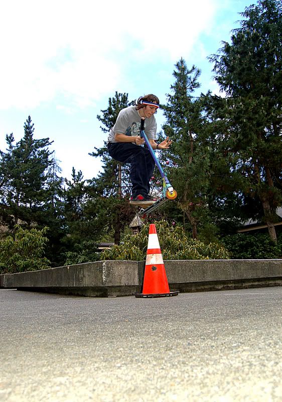 Alak_Barspin_HollywoodHill.jpg