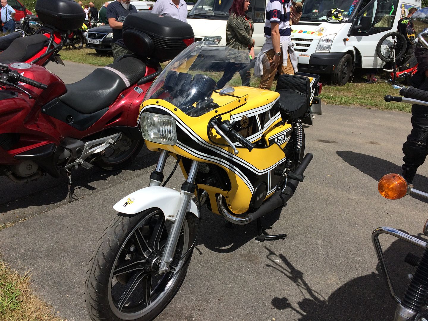 Barnsley%20show%20with%20go%20056_zpssfr